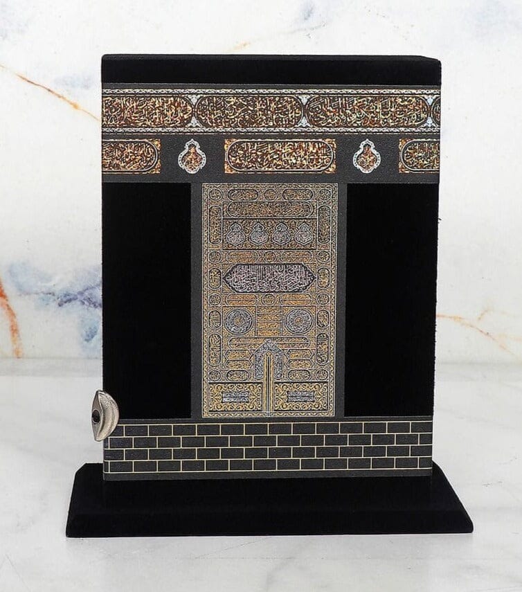 مصحف مع علبة خشبية مجسم الكعبة كتب إسلامية القرآن الكريم 